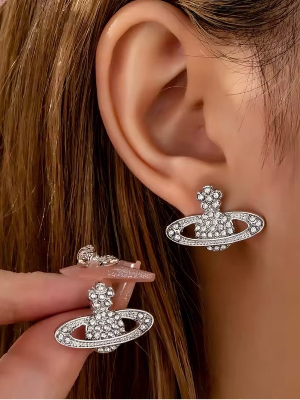 Fashion Silver Plated Crystal Planet NWT Inspired V-W-
Luxury Stud Earrings